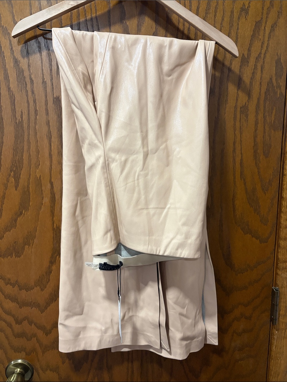 Alice & Olivia Faux Vegan Leather Pants XTRA PICTURES